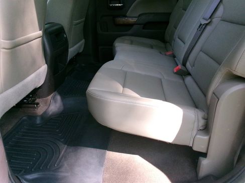 Used 2018 GMC Sierra 2500 SLT w/ Duramax Plus Package AWD/4WD image 38