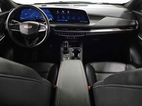 Certified 2025 Cadillac XT4 Premium Luxury image 15