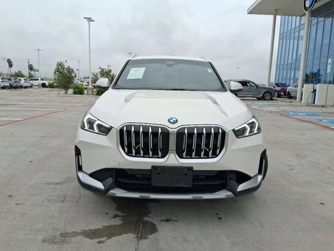 Used 2025 BMW X1 xDrive28i w/ Convenience Package AWD/4WD image 2