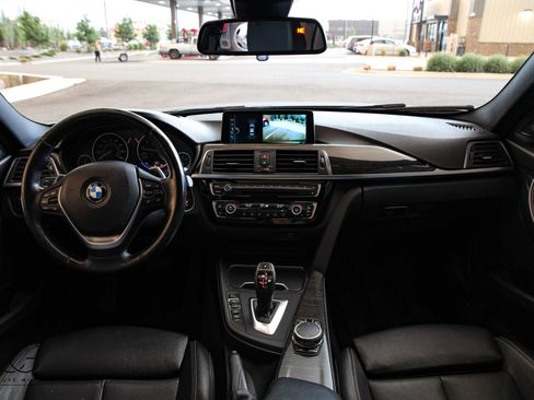Used 2017 BMW 340i xDrive Sedan AWD/4WD image 26