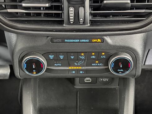 Certified 2025 Ford Escape ST-Line FWD image 17