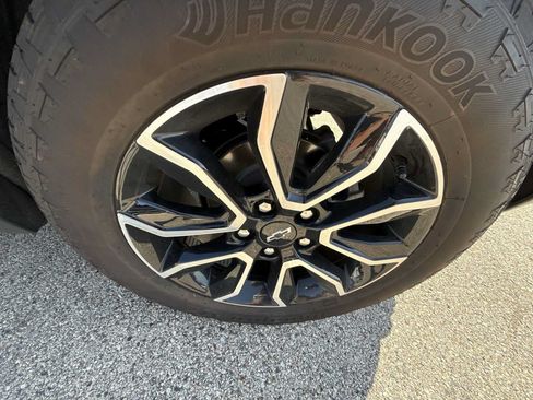 Certified 2024 Chevrolet TrailBlazer ACTIV w/ Driver Confidence Package AWD/4WD image 31