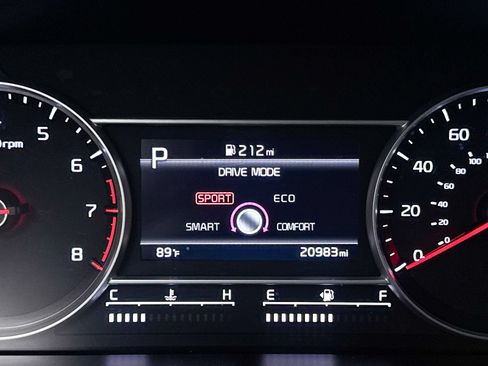 Used 2023 Kia Sorento S w/ Panoramic Sunroof Package FWD image 11