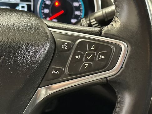 Used 2018 Chevrolet Malibu LT FWD image 27