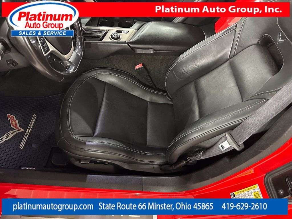 Used 2018 Chevrolet Corvette Stingray Convertible w/ 3LT Preferred Equipment Group RWD image 13