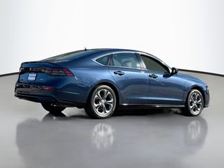 Used 2023 Honda Accord EX-L video 2