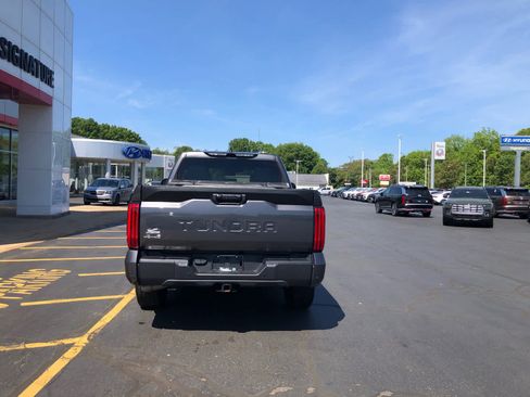 Used 2023 Toyota Tundra SR5 w/ SR5 Premium Package AWD/4WD image 6