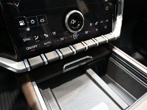 New 2026 GMC Acadia Denali Ultimate w/ LPO, Floor Liner Package image 20