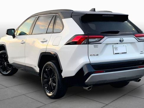 Used 2023 Toyota RAV4 XSE AWD/4WD image 12