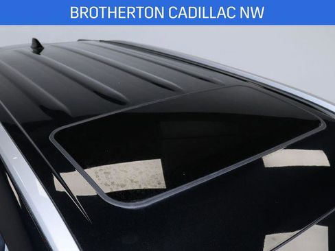 Used 2023 Toyota Highlander XLE image 16