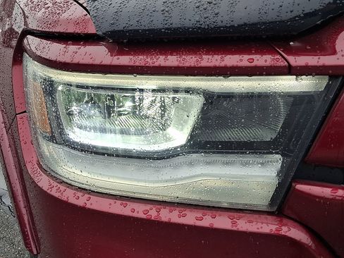 Used 2022 RAM 1500 Laramie w/ Sport Appearance Package image 9