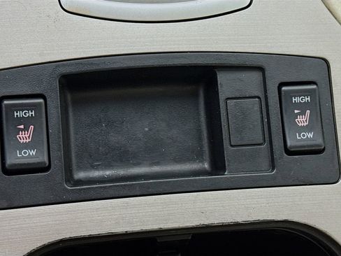 Used 2014 Subaru Legacy 2.5i Limited w/ Moonroof Package image 23