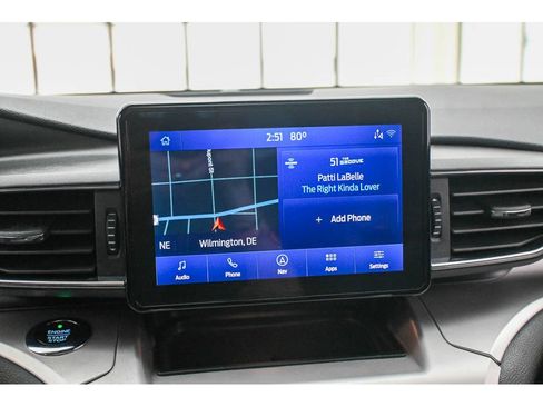Used 2020 Ford Explorer XLT w/ Equipment Group 202A AWD/4WD image 18