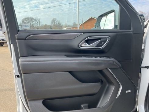 Used 2021 GMC Yukon AT4 w/ AT4 Premium Plus Package image 10