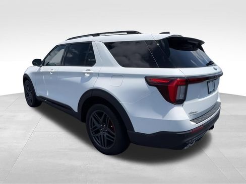 New 2026 Ford Explorer ST w/ Sun And Sound Package AWD/4WD image 6