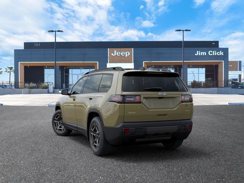 New 2026 Jeep Cherokee Laredo image 3