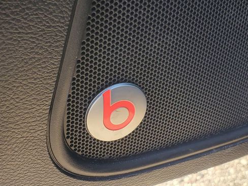 Used 2015 Dodge Charger R/T w/ Wheels & Tunes Group image 16