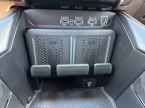 New 2025 RAM 3500 Longhorn image 43