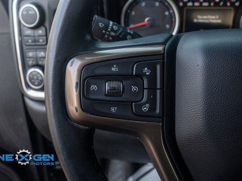 Used 2022 Chevrolet Silverado 3500 High Country image 14