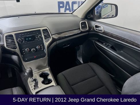 Used 2012 Jeep Grand Cherokee Laredo w/ Laredo E Group image 25