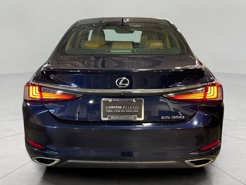Used 2024 Lexus ES 350 Ultra Luxury w/ Accessory Package (Z1) image 7