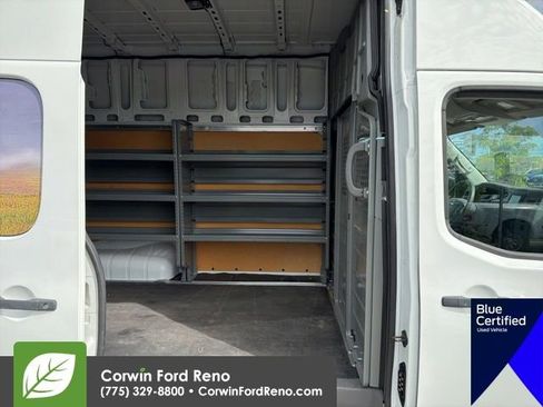 Used 2019 Nissan NV 2500 SV RWD image 12