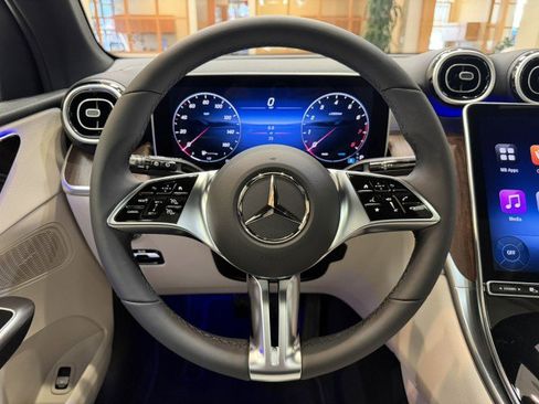 Certified 2026 Mercedes-Benz GLC 300 4MATIC image 17