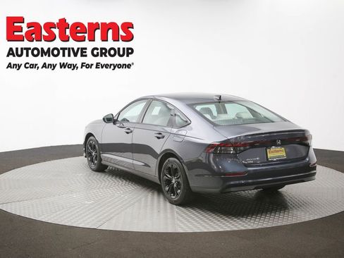 Used 2025 Honda Accord SE image 65