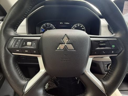 Used 2022 Mitsubishi Outlander SEL AWD/4WD image 26