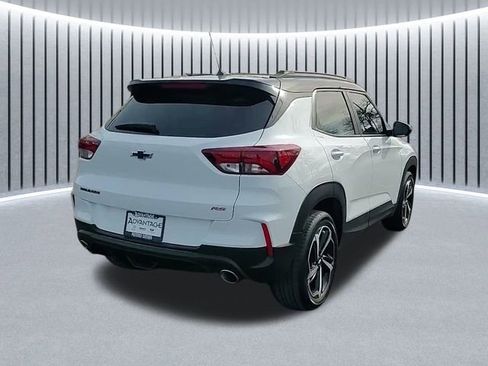 Certified 2023 Chevrolet TrailBlazer RS w/ Convenience Package image 4