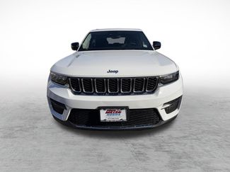 Used 2024 Jeep Grand Cherokee Laredo X w/ Trailer Tow Package video 2