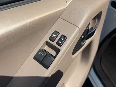 Used 2017 Nissan Frontier SV image 11