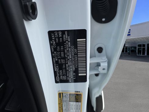 Certified 2026 Hyundai Venue SEL FWD image 35