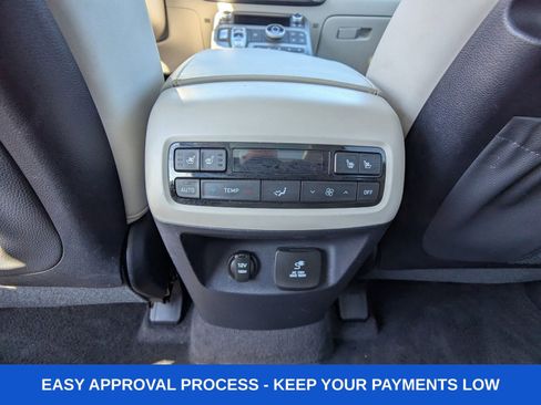 Used 2023 Hyundai Palisade Calligraphy image 19