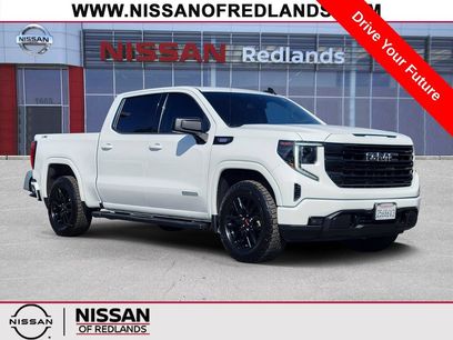 Used 2023 GMC Sierra 1500 Elevation w/ LPO, Elevation Black Package
