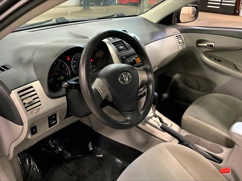 Used 2012 Toyota Corolla LE image 16