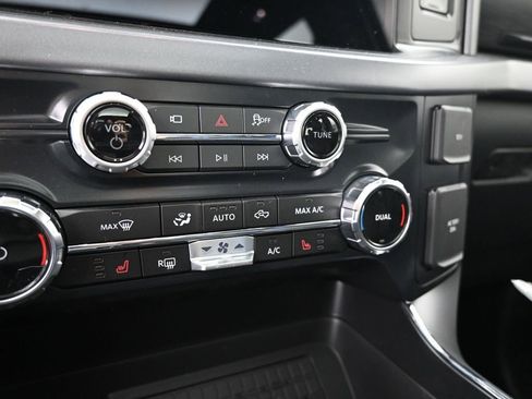 New 2025 Ford F150 XLT w/ Equipment Group 303A High image 28