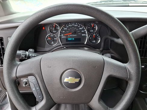 Used 2024 Chevrolet Express 2500 w/ Driver Convenience Package RWD image 19