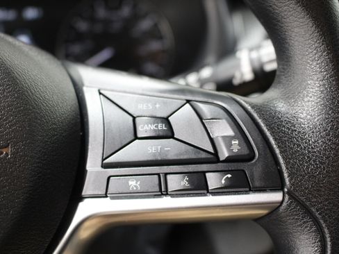 Used 2023 Nissan Kicks SV FWD image 11