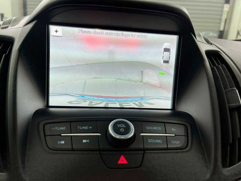 Used 2018 Ford Escape SEL image 22