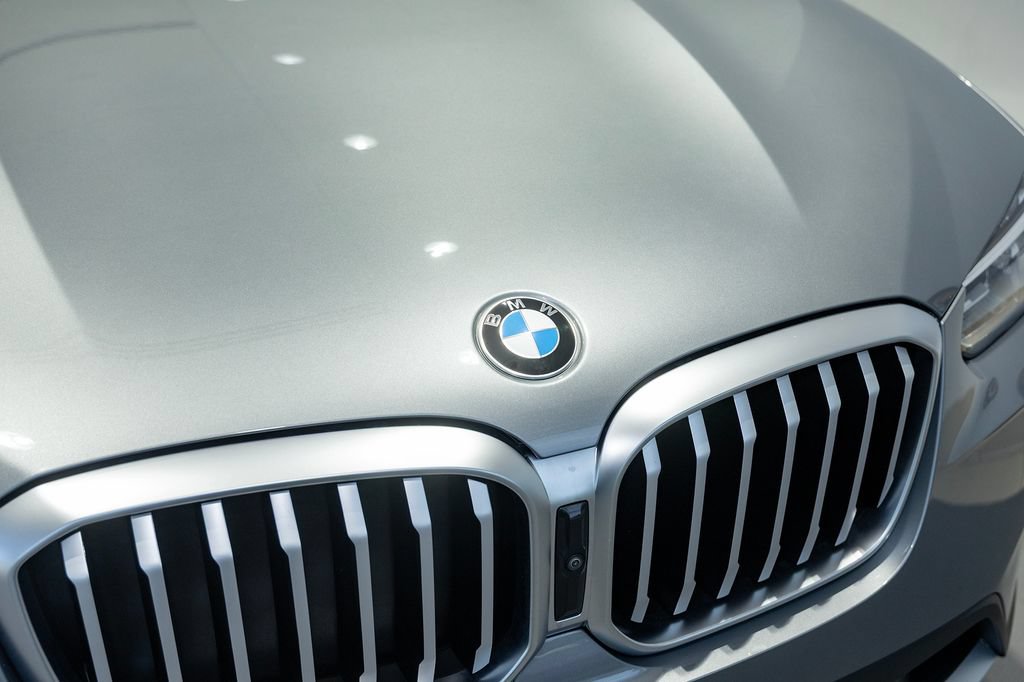 Used 2023 BMW X3 xDrive30i w/ Premium Package AWD/4WD image 16