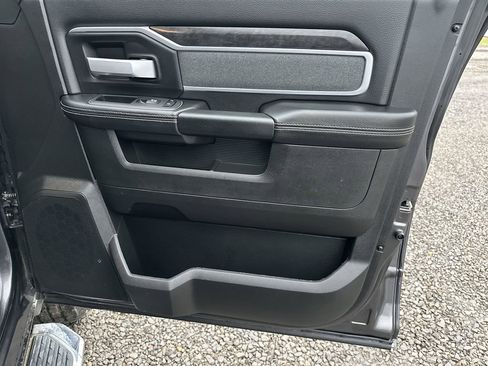 Used 2023 RAM 2500 Big Horn w/ Level B Equipment Group image 24