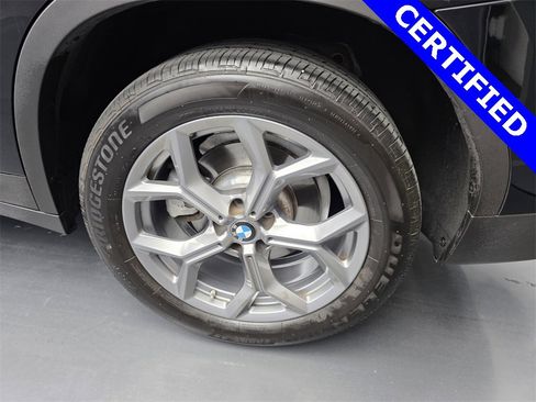 Used 2024 BMW X3 sDrive30i w/ Convenience Package image 18