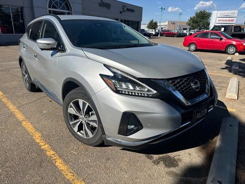 Used 2023 Nissan Murano SV AWD/4WD image 3