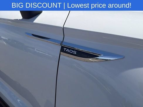 Used 2022 Volkswagen Taos SE w/ IQ.Drive SE Package AWD/4WD image 8