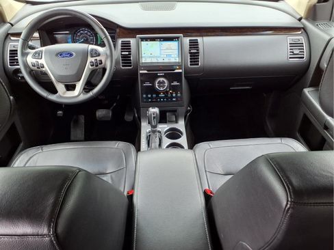 Used 2018 Ford Flex Limited FWD image 11