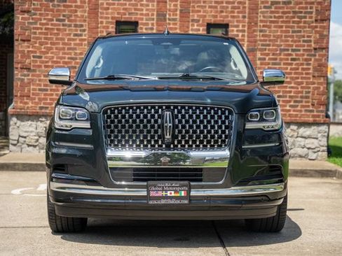 Used 2024 Lincoln Navigator L Black Label AWD/4WD image 2