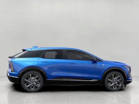 New 2026 Cadillac Optiq Luxury 1 image 5