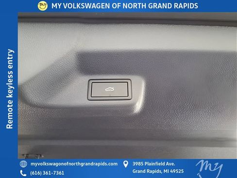 New 2025 Volkswagen ID. Buzz Pro S image 4