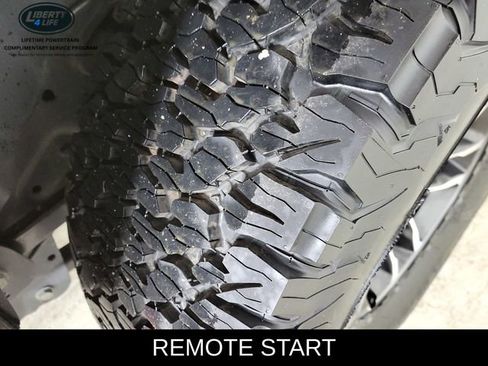 Used 2025 Jeep Wrangler Unlimited Rubicon image 11